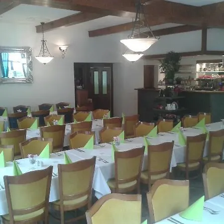 Zamecky U Rajskych Hotel