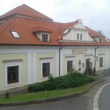 Hotel Zamecky U Rajskych